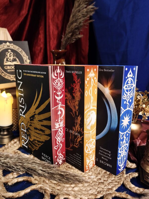 Red Rising Series – Hand-Painted Edges Collector’s Edition