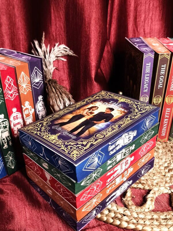 Off Campus Series – Hand Painted Edges Collectors’s Edition